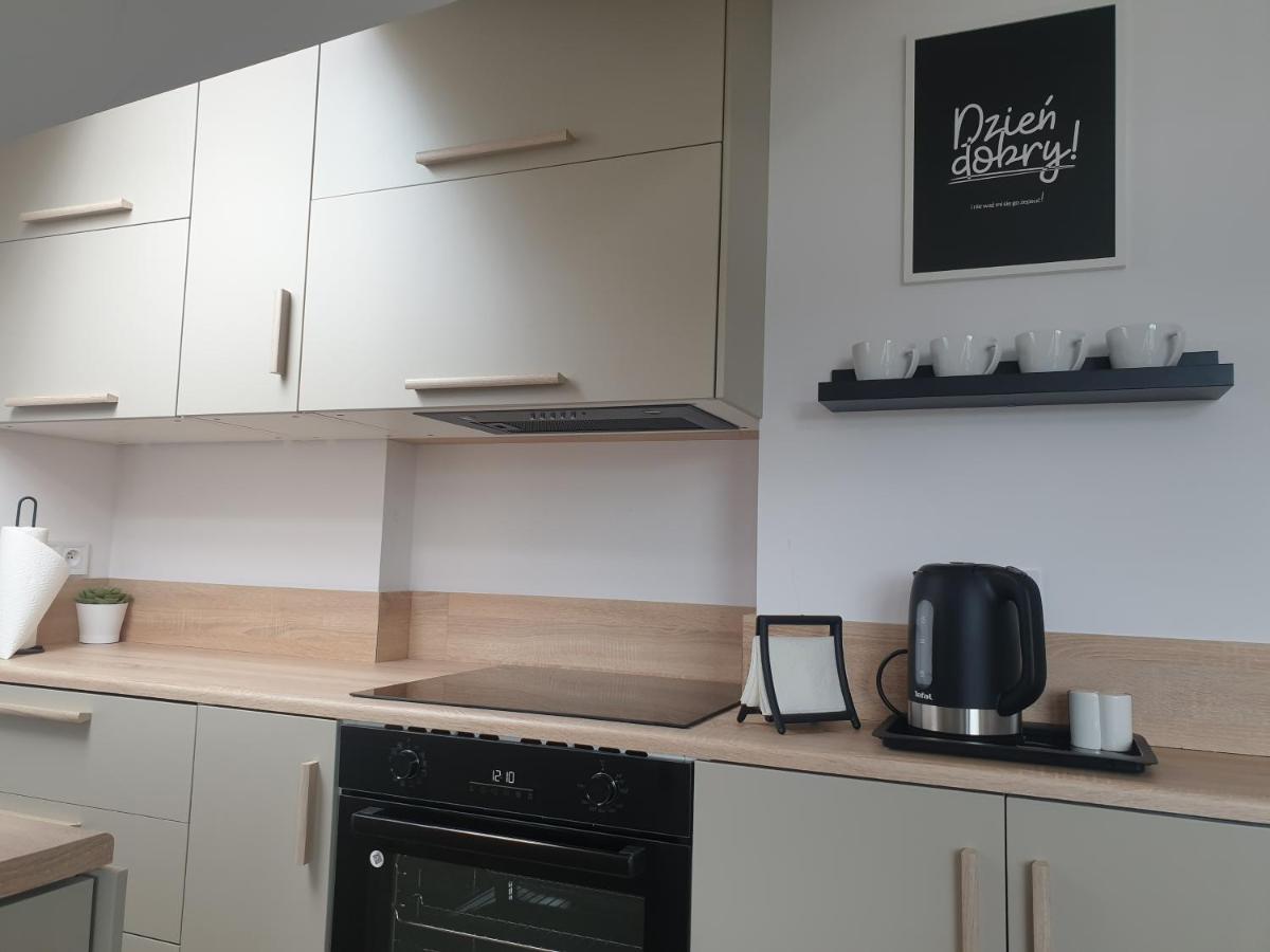 Near The Airport- Apartments Cracovie Extérieur photo
